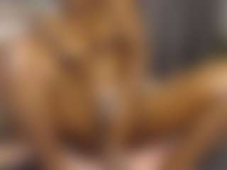 Queen-bree's Live Sex Cam Show