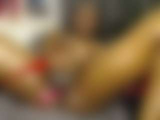 Live cam show with Queen-bree - Strip on Camsoda Late Night