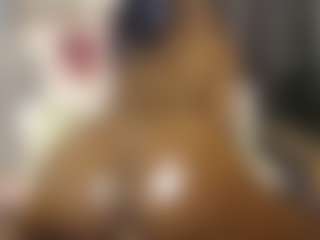Queen-bree's Live Sex Cam Show
