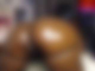 Queen-bree's Live Sex Cam Show