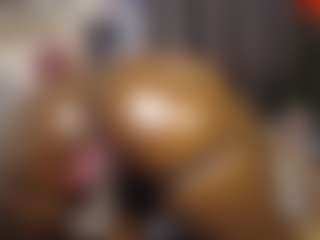 Queen-bree's Live Sex Cam Show