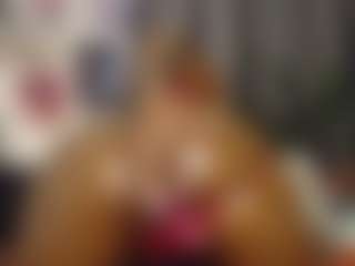 Queen-bree's Live Sex Cam Show