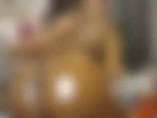 Live cam show with Queen-bree - Spank on Mixed Magazine Live