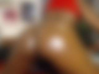 Live cam show with Queen-bree - Black Amateur on camwithhim.com