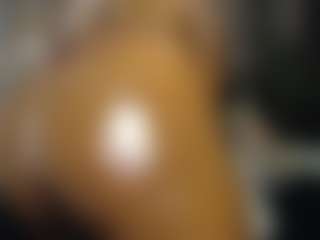 Live cam show with Queen-bree - Amateur on studioflirtlive.com