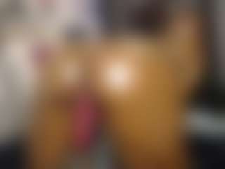 Live cam show with Queen-bree - Spank Ebony on fuck-show.com