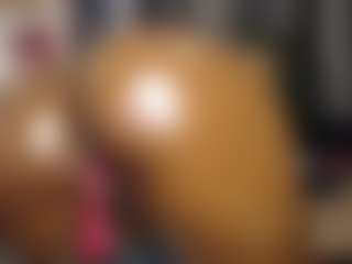 Live cam show with Queen-bree - Black Blowjob on Adult Interactions
