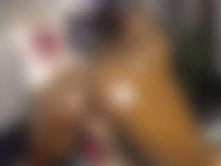 Live cam show with Queen-bree - Spank Ebony on sexylivex.com