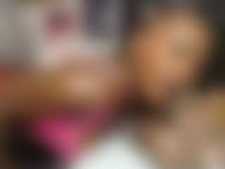 Queen-bree's Live Sex Cam Show