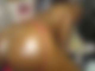 Queen-bree's Live Sex Cam Show