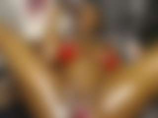 Queen-bree's Live Sex Cam Show