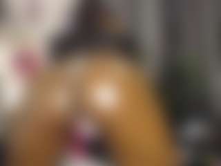Queen-bree's Live Sex Cam Show