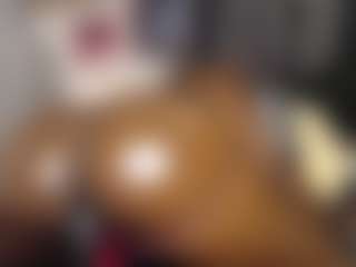 Queen-bree's Live Sex Cam Show