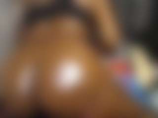 Queen-bree's Live Sex Cam Show