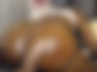 Queen-bree's Live Sex Cam Show