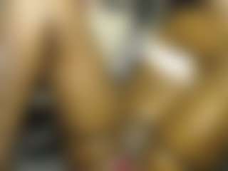 Queen-bree's Live Sex Cam Show