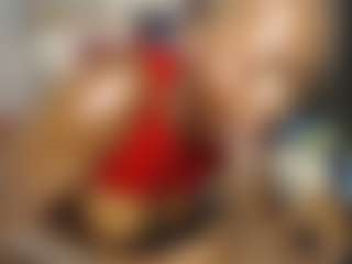 Live cam show with Queen-bree - Strip on xheatlive.com