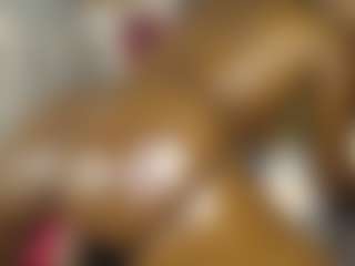 Queen-bree's Live Sex Cam Show