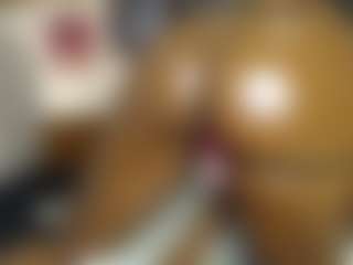 Queen-bree's Live Sex Cam Show