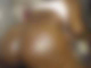 Queen-bree's Live Sex Cam Show