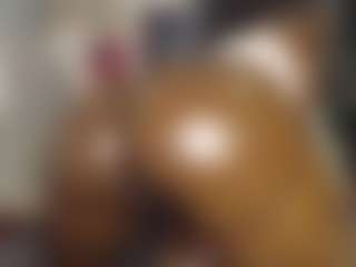 Queen-bree's Live Sex Cam Show