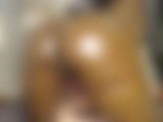 Queen-bree's Live Sex Cam Show