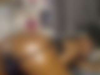 Queen-bree's Live Sex Cam Show