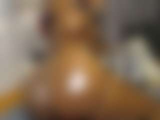 Queen-bree's Live Sex Cam Show