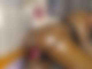 Queen-bree's Live Sex Cam Show