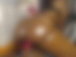 Queen-bree's Live Sex Cam Show