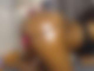 Queen-bree's Live Sex Cam Show