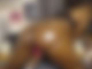 Queen-bree's Live Sex Cam Show