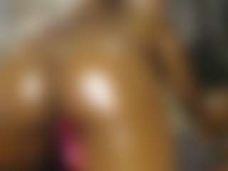 Queen-bree's Live Sex Cam Show