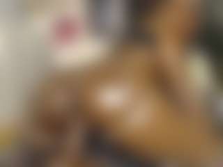 Queen-bree's Live Sex Cam Show