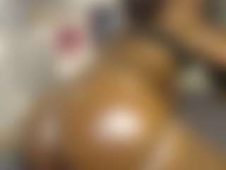 Queen-bree's Live Sex Cam Show