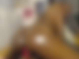 Queen-bree's Live Sex Cam Show