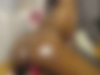 Queen-bree's Live Sex Cam Show
