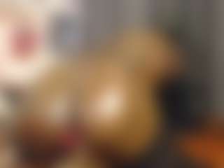 Queen-bree's Live Sex Cam Show