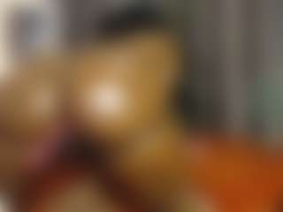 Queen-bree's Live Sex Cam Show