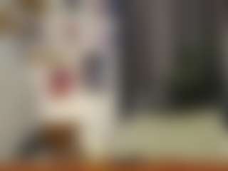 Live cam show with Queen-bree - Ebony on Dolls Live