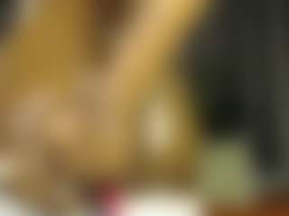 Live cam show with Queen-bree - Amateur on Camming Site