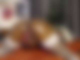 Live cam show with Queen-bree - Ebony Amateur on Cam Slut