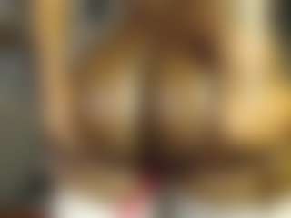 Live cam show with Queen-bree - Alternative on Uber Horny