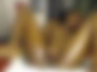 Queen-bree's Live Sex Cam Show