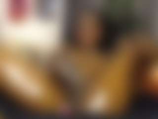 Queen-bree's Live Sex Cam Show