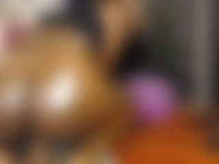 Queen-bree's Live Sex Cam Show
