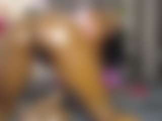 Queen-bree's Live Sex Cam Show