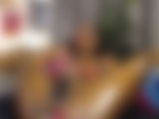 Queen-bree's Live Sex Cam Show