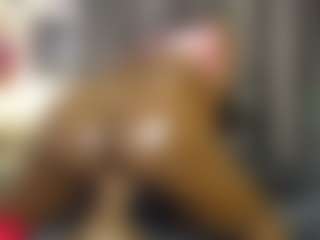 Live cam show with Queen-bree - Pornstar Spank on SmokeAndPoke