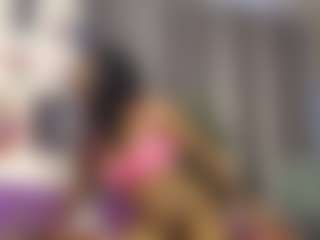 Live cam show with Queen-bree - HD on chickslive.net